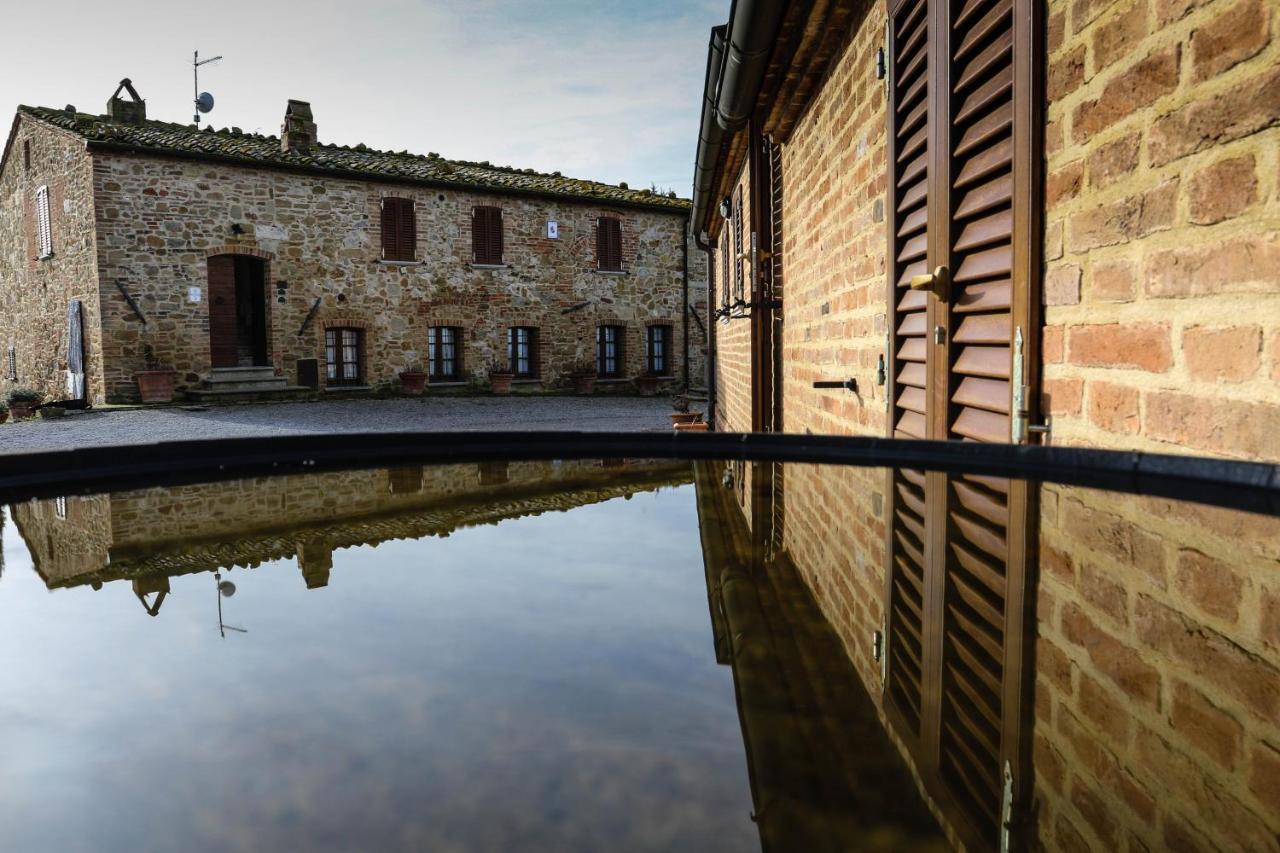 Вілла Agriturismo Bombina Montisi Екстер'єр фото