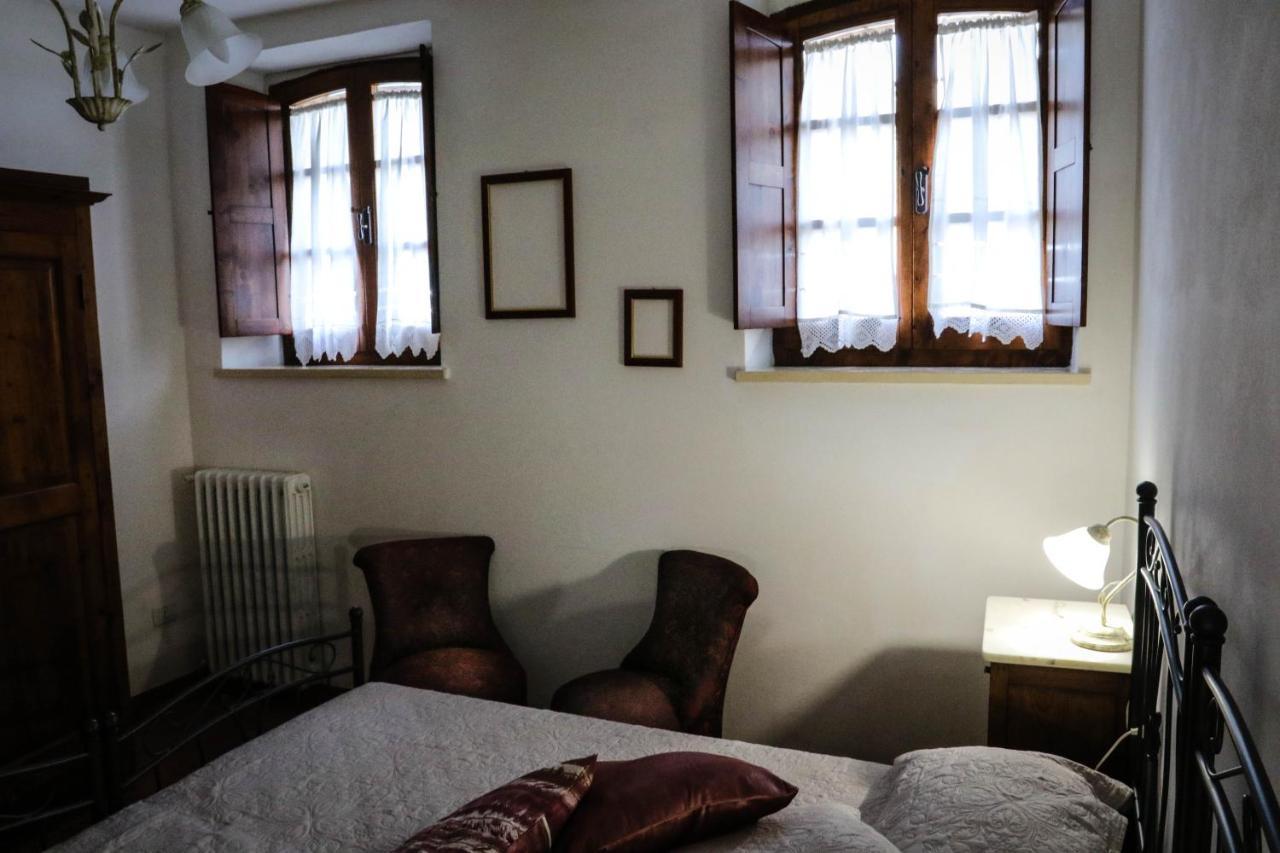 Agriturismo Bombina Montisi Екстер'єр фото